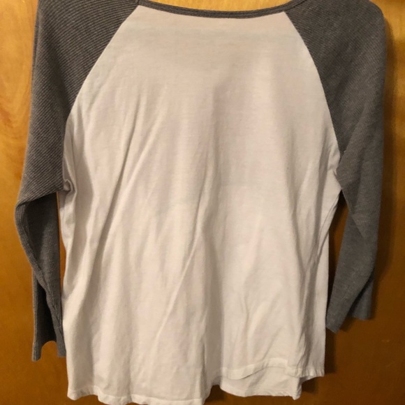 Blackhawks Raglan - Picture 3 of 3